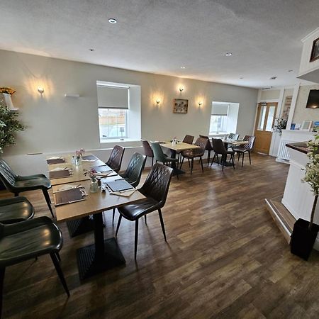 The White Swan Inn Lowick  Luaran gambar